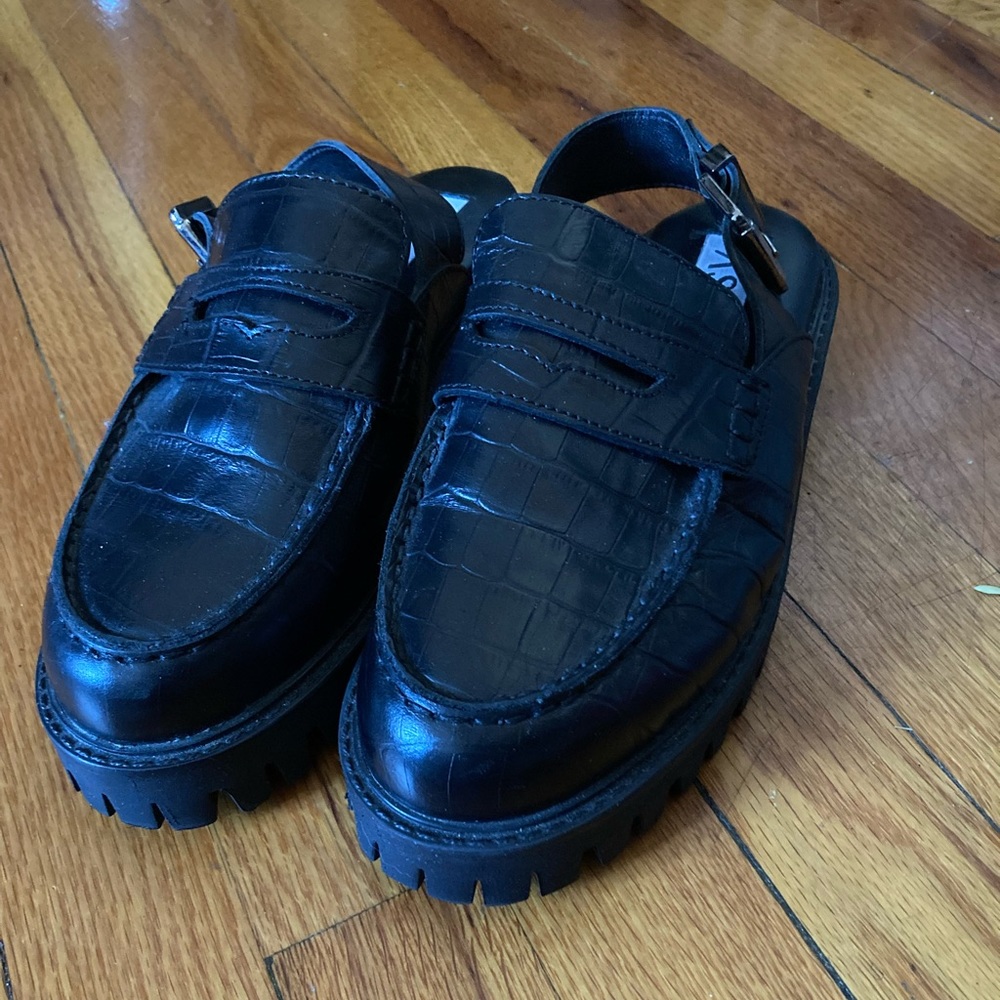 Sling back shoes